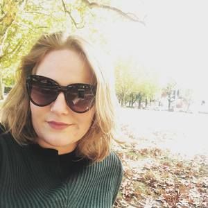 Meet your Posher, Chloe